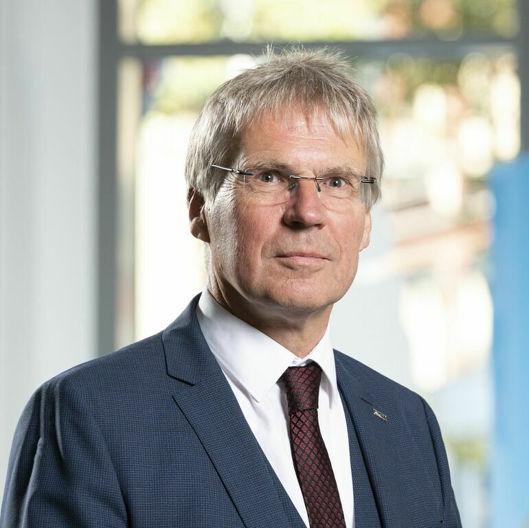Prof. Hanselka wird neuer Fraunhofer-Präsident