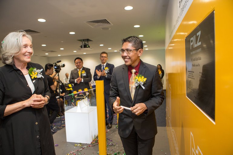 Tochtergesellschaft in Singapur eröffnet