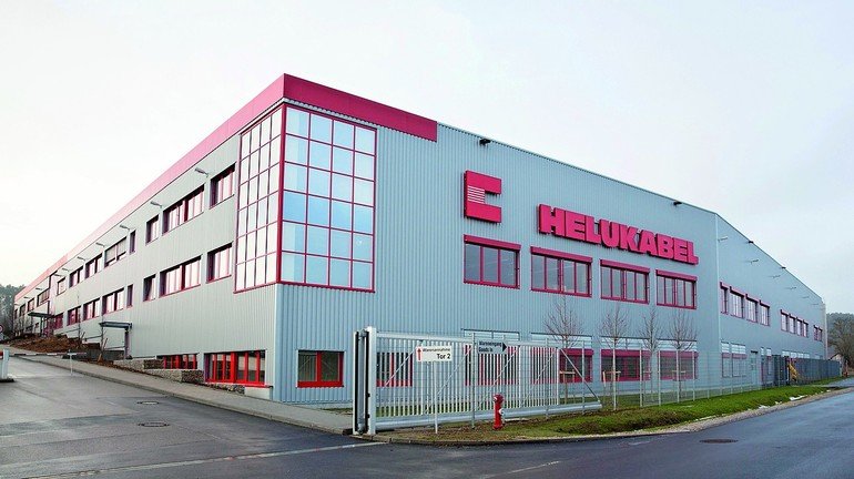 Helukabel nimmt Werksneubau in Betrieb