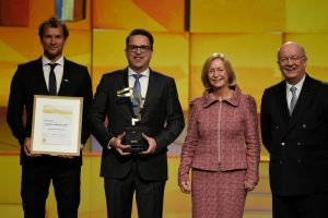 Schunk gewinnt den Hermes Award 2017