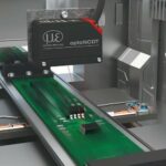 Lasersensoren_bei_der_Qualitätskontrolle_von_Leiterplatten