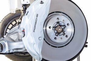 Neue Porsche-Bremstechnik verursacht deutlich weniger Bremsstaub