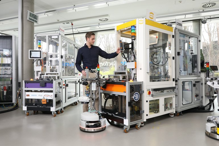 Smart-Factory-KL präsentiert Smart-Safety-Konzept