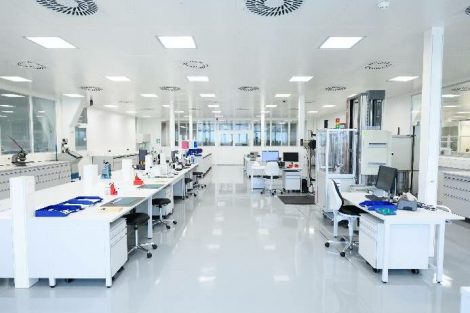 Dätwyler eröffnet Technology and Innovation Labs in der Schweiz