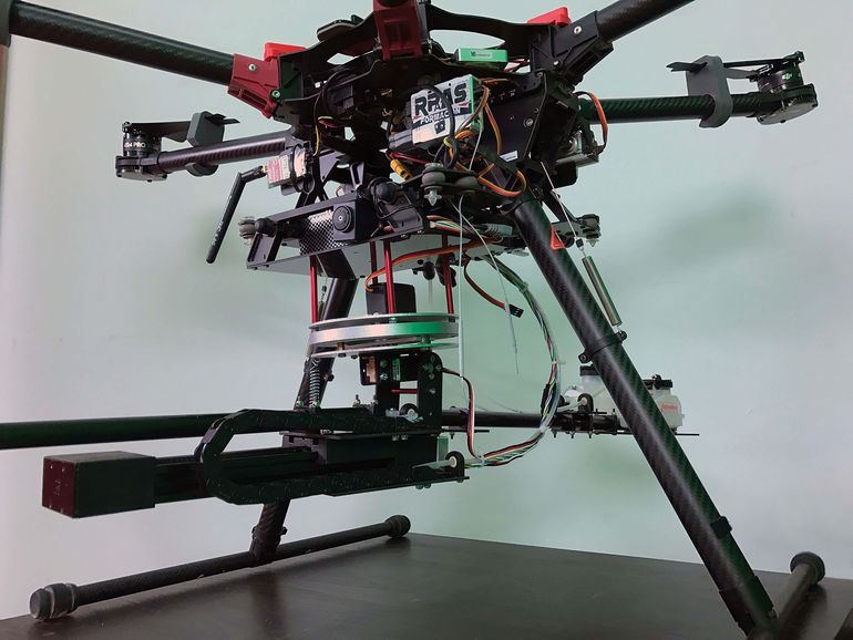 Igus motion plastics machen Drohne leicht und wendig